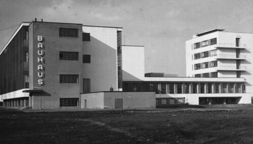 Bauhausreihe - The Bauhaus Movement's HQ