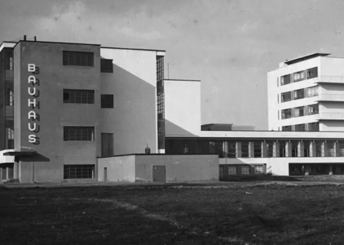 Bauhausreihe - The Bauhaus Movement's HQ