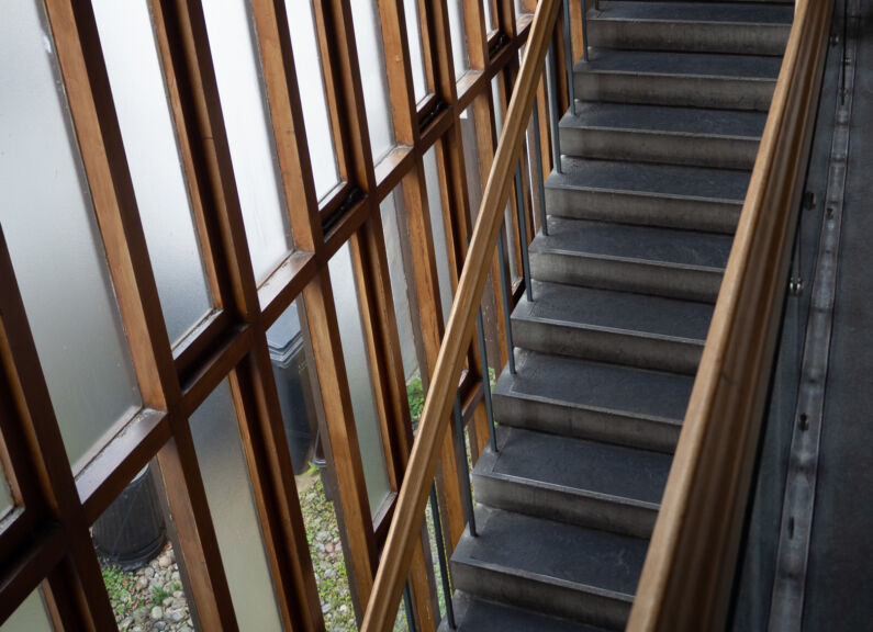 Forty Two Studio Exports 35 1010878 Stairs2