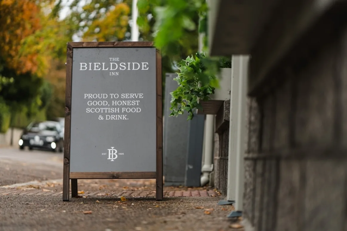 Bieldside Inn Oct 2022 12 10 22 2560px Conor Gault conorgaultphoto 24