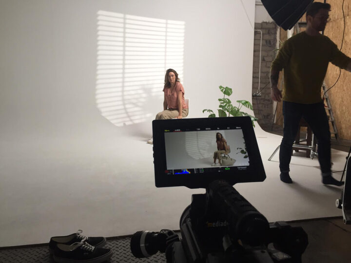 BTS03