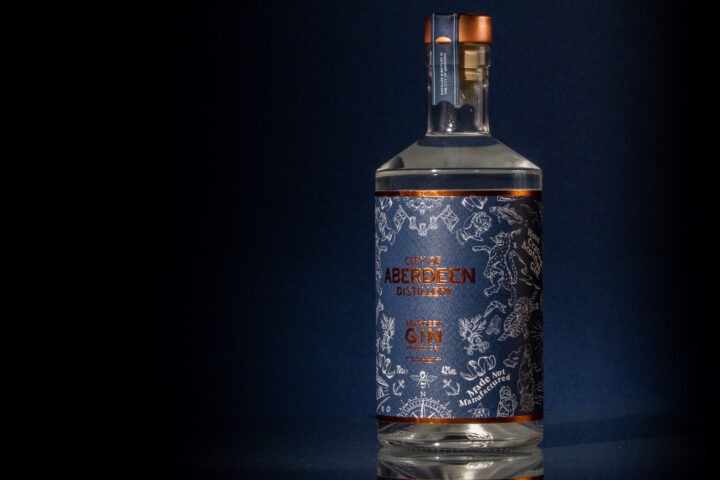 City of Aberdeen Distillery Fortytwo Gin 1734