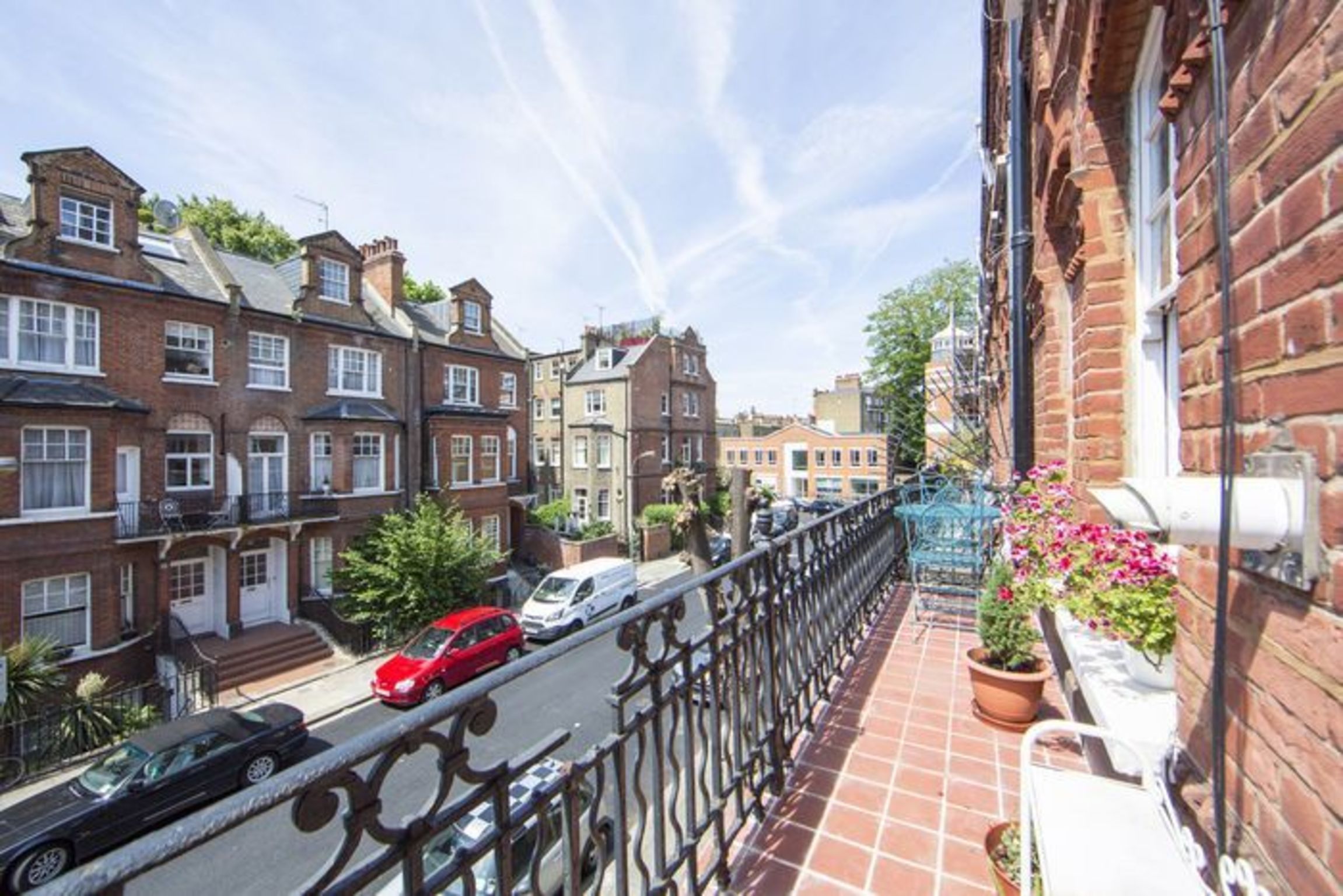 1 Bedroom Vacation Rental in Central Kensington Home From Home