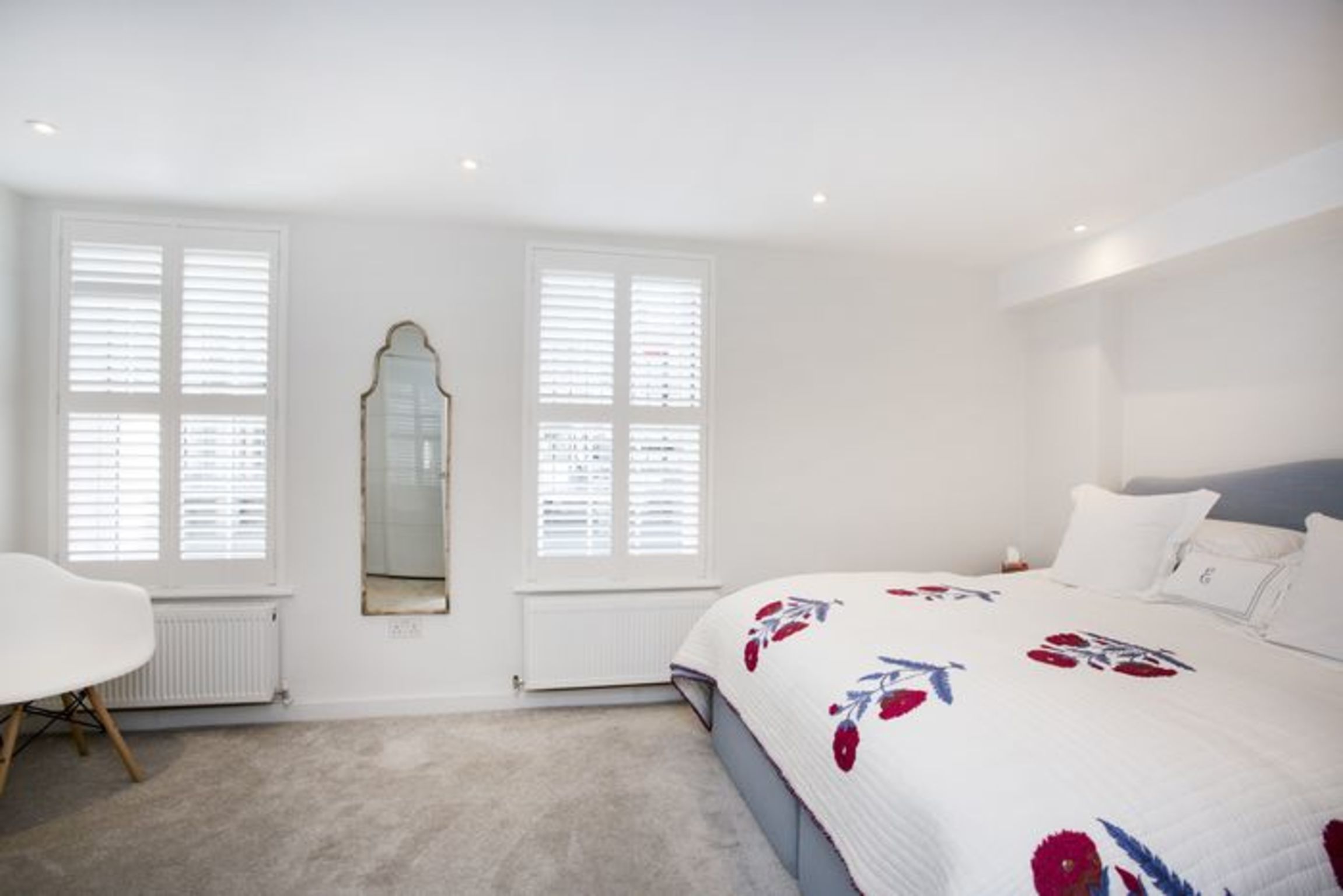 Contemporary 3 Bed Vacation Rental in Clapham, London Home From Home