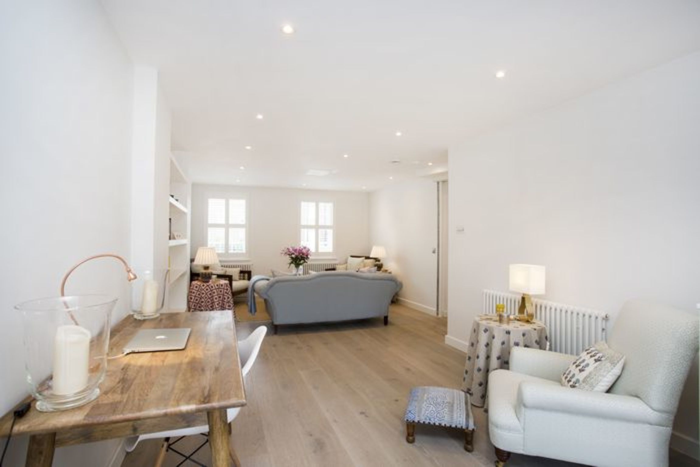 Contemporary 3 Bed Vacation Rental in Clapham, London Home From Home