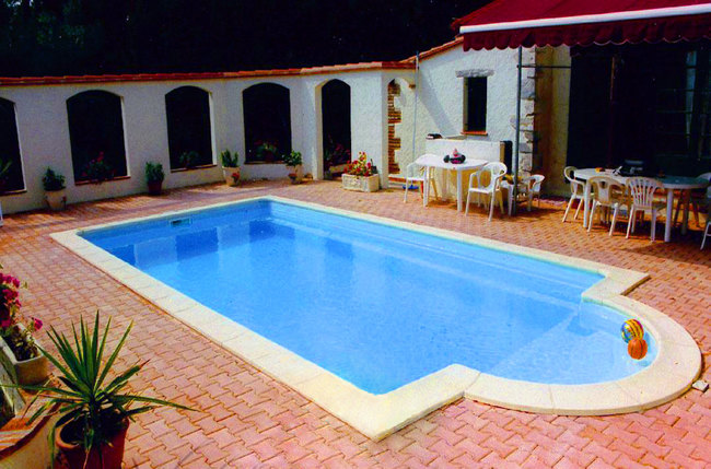 Ibiza piscine coque polyester r737 leaubienetre