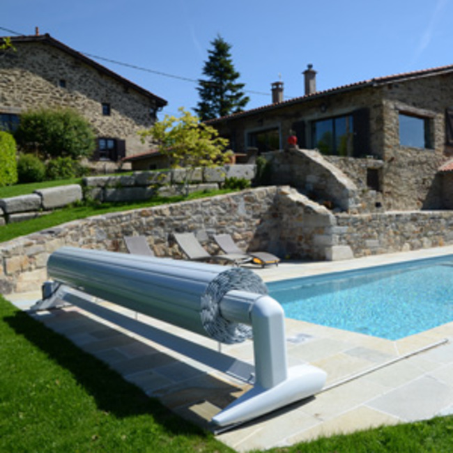 Abriblue volet de piscine hors d eau open surf system 2