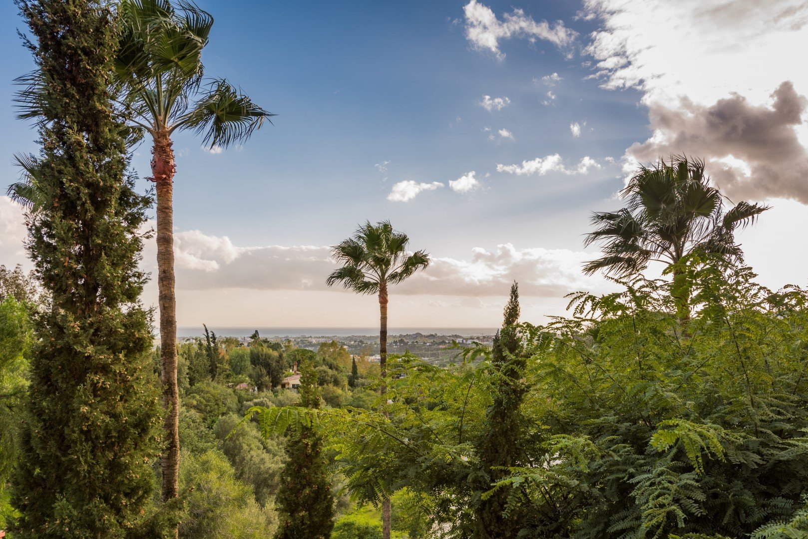 Apartment for sale in Benahavis, Monte Halcones Apartment for sale in Benahavis, Monte Halcones