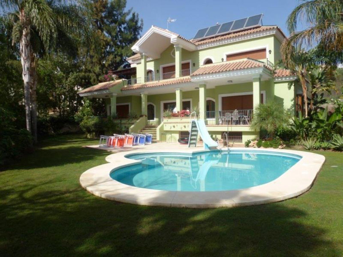 Villa for rent in Estepona, El Paraiso Villa for rent in Estepona, El Paraiso