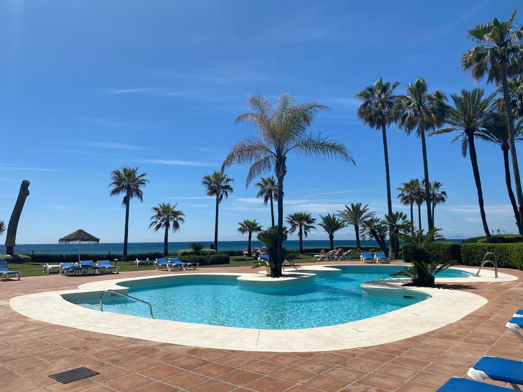 Apartment for sale in Estepona, Alcazaba Beach Apartment for sale in Estepona, Alcazaba Beach