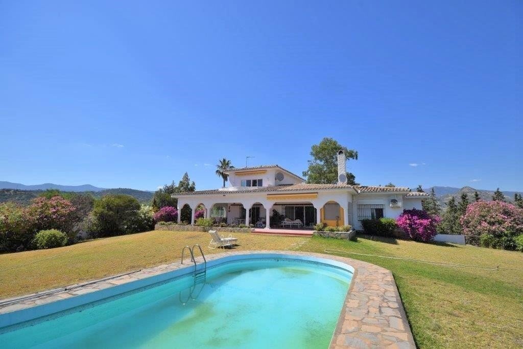 Villa for sale in Estepona, Estepona Villa for sale in Estepona, Estepona