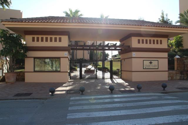 Apartment for sale in Benahavis, Lomas de Conde Luque Apartment for sale in Benahavis, Lomas de Conde Luque
