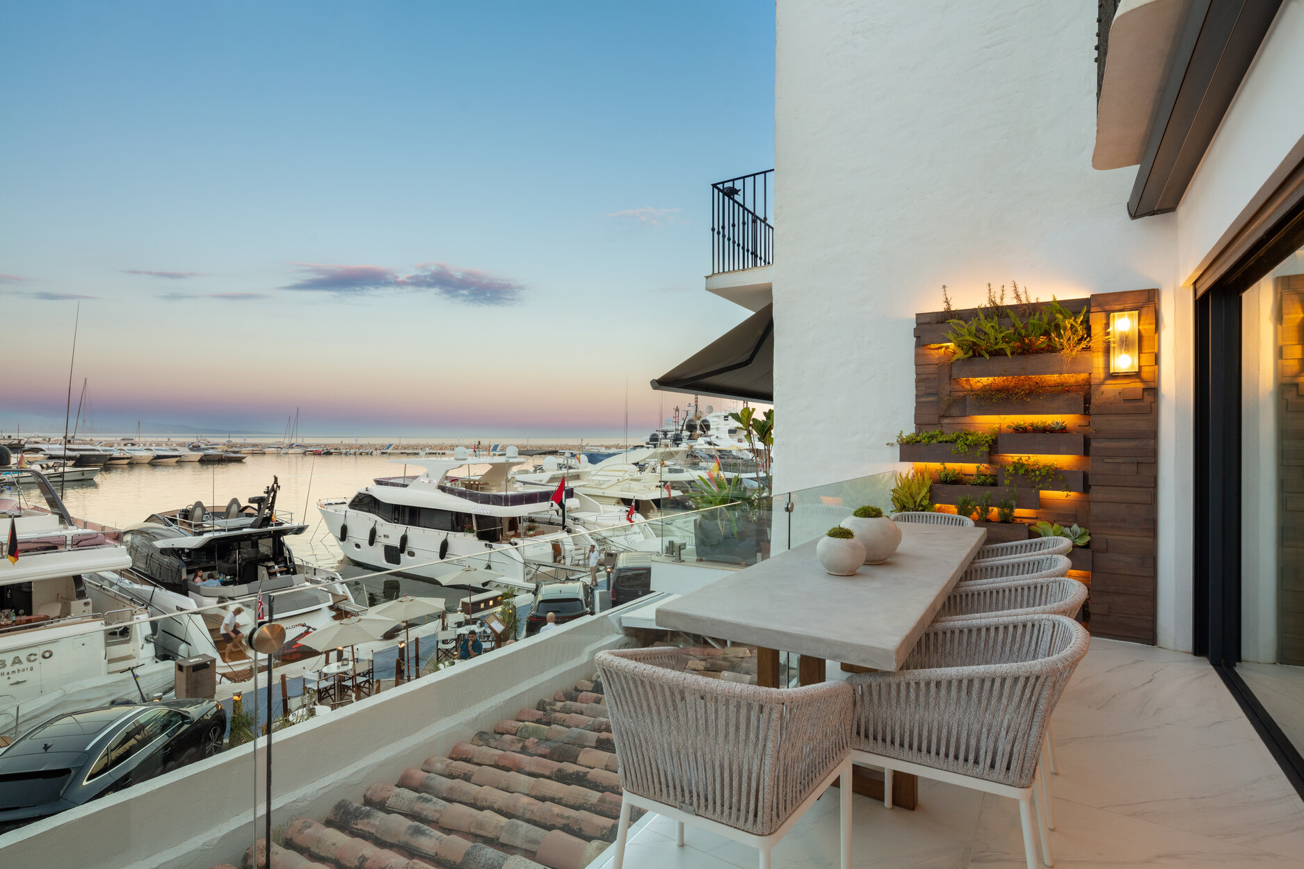 Apartment for sale in Marbella, Puerto Banus Apartment for sale in Marbella, Puerto Banus