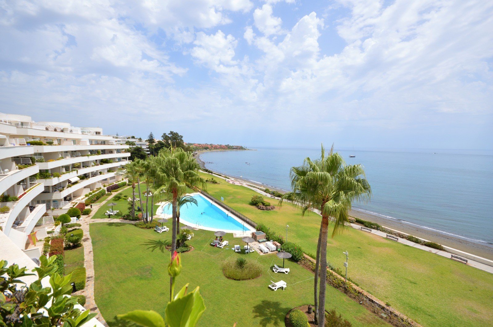 Penthouse for sale in Marbella, Marbella Golden Mile Penthouse for sale in Marbella, Marbella Golden Mile