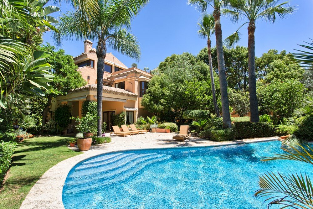 Villa for sale in Marbella, Altos de Puente Romano Villa for sale in Marbella, Altos de Puente Romano