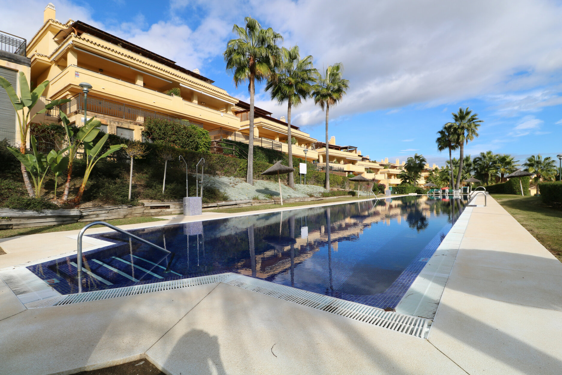 Penthouse for sale in Marbella, Condado de Sierra Blanca Penthouse for sale in Marbella, Condado de Sierra Blanca