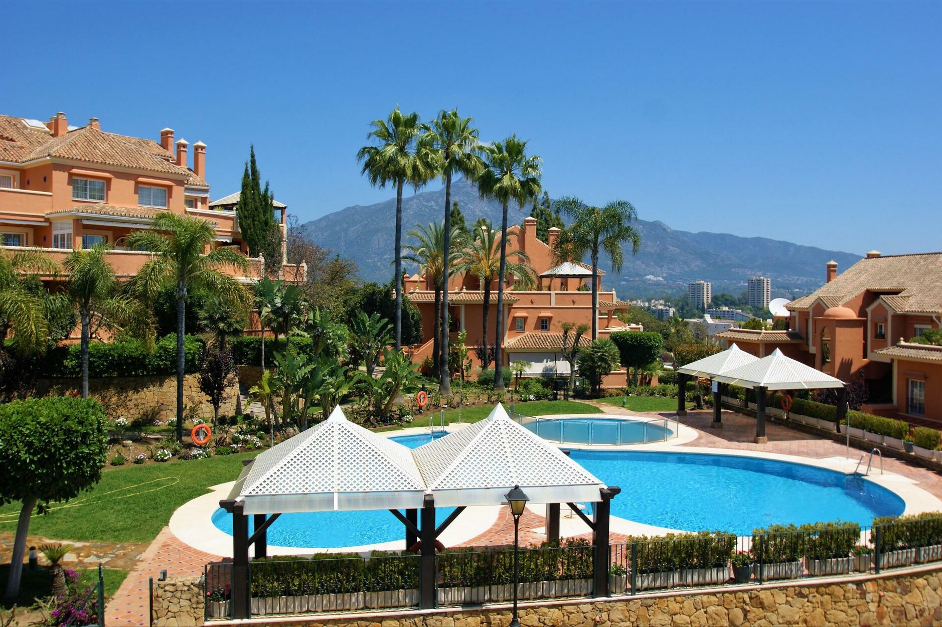 Apartment for rent in Marbella, Nueva Andalucia Apartment for rent in Marbella, Nueva Andalucia