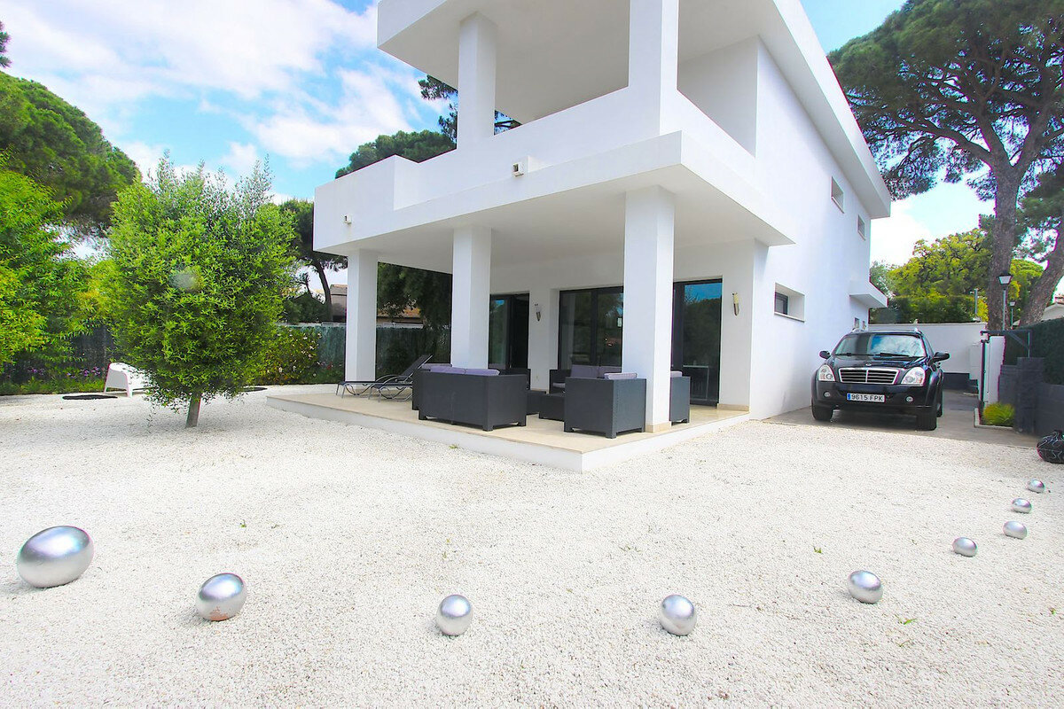 Villa for sale in Marbella, El Rosario Villa for sale in Marbella, El Rosario