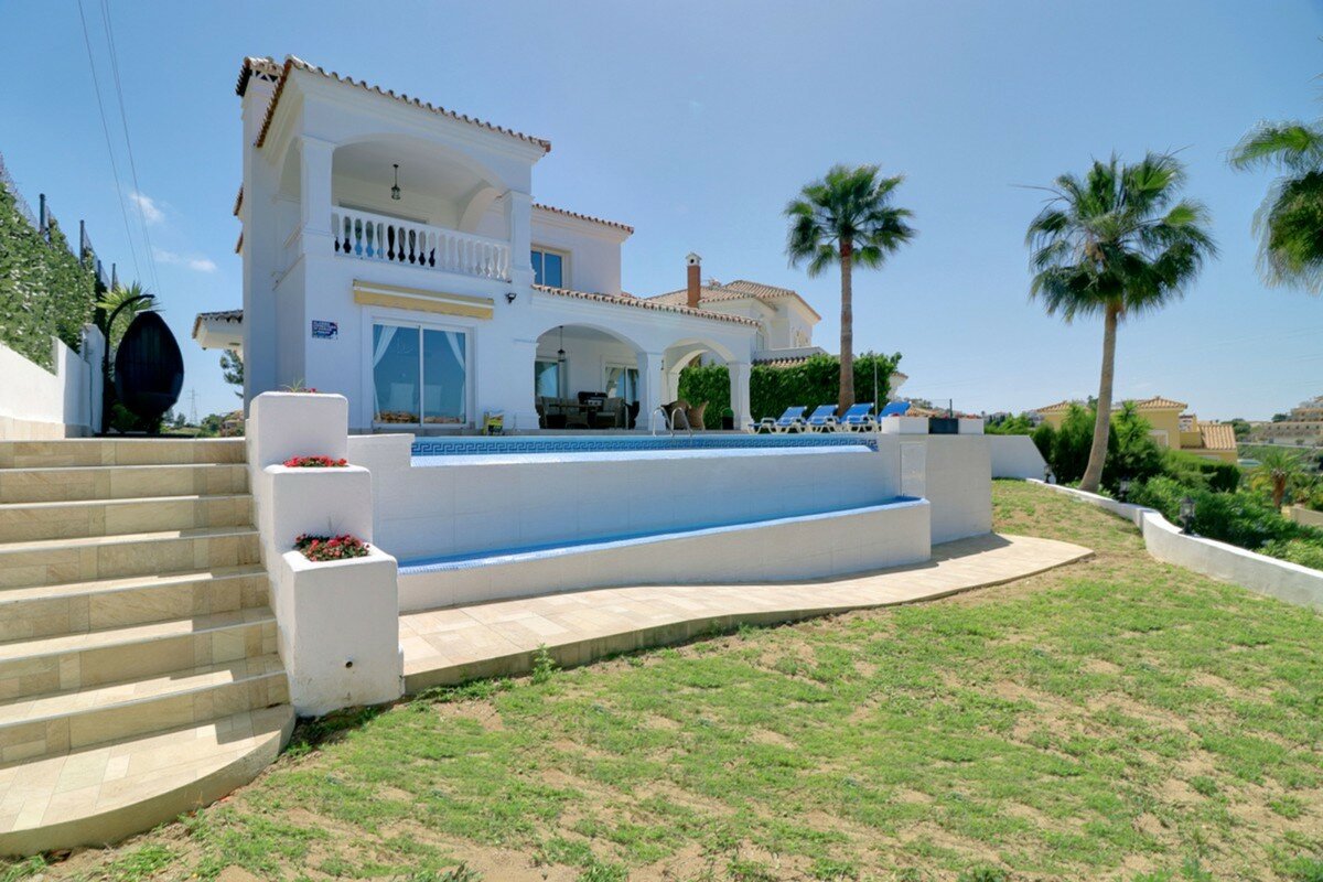Villa for sale in Mijas, Riviera del Sol Villa for sale in Mijas, Riviera del Sol