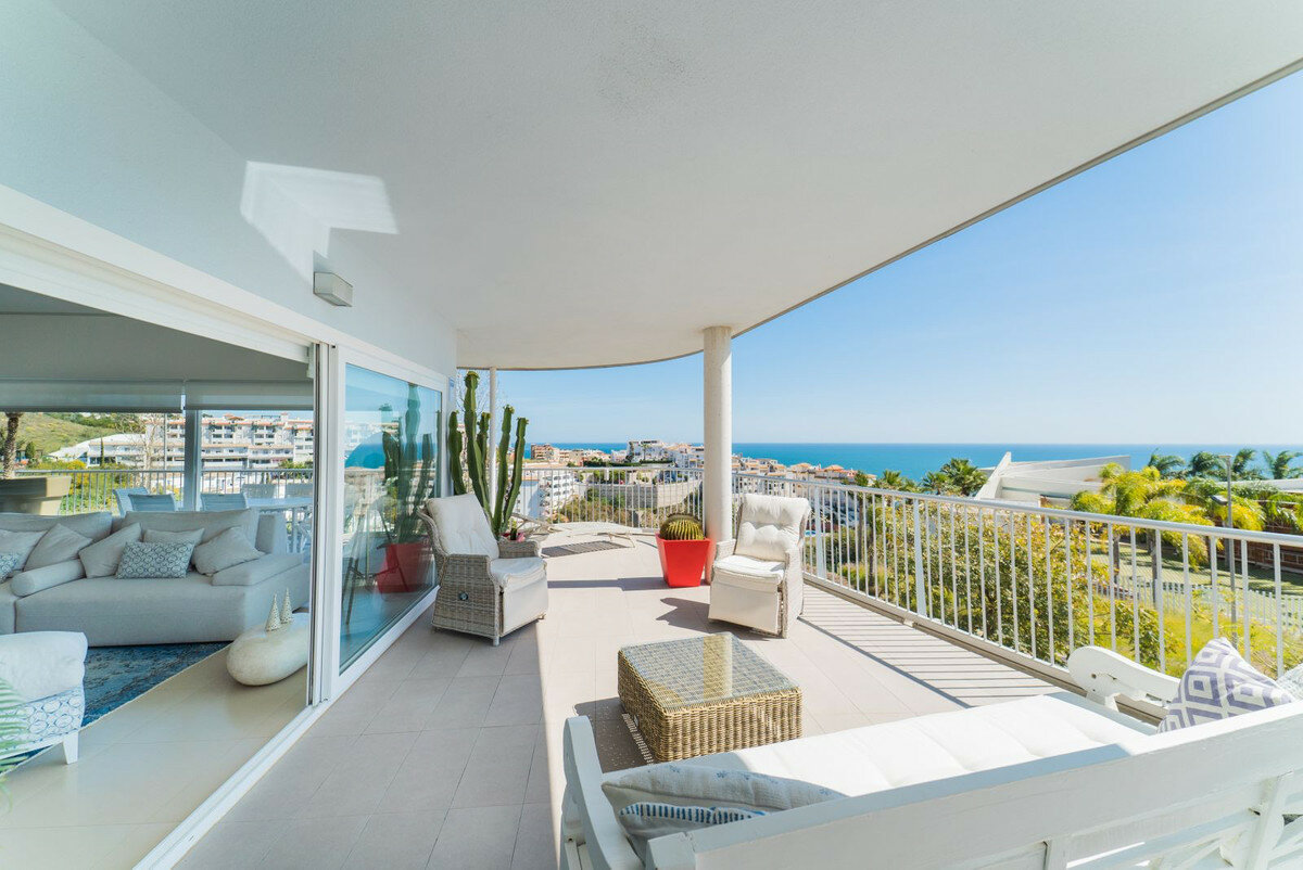 Apartment for sale in Benalmadena Apartment for sale in Benalmadena