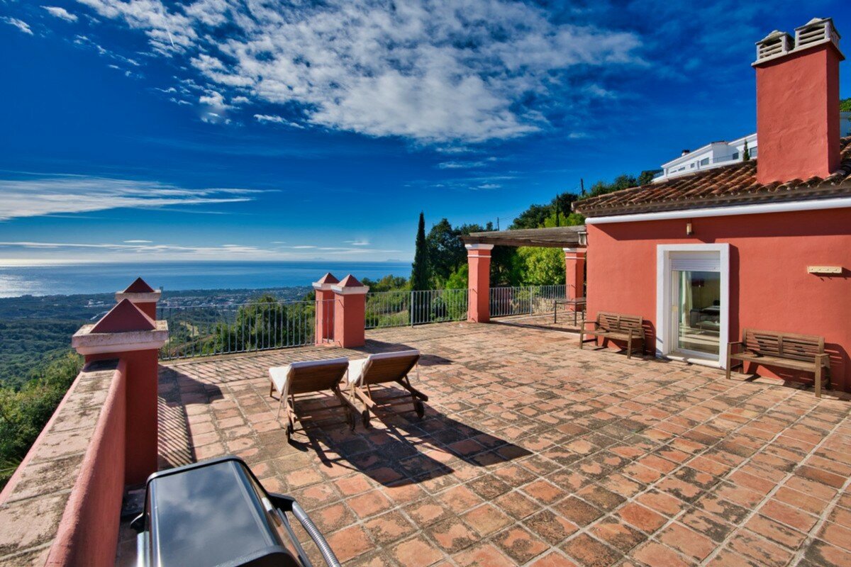 Penthouse for sale in Marbella, La Mairena Penthouse for sale in Marbella, La Mairena