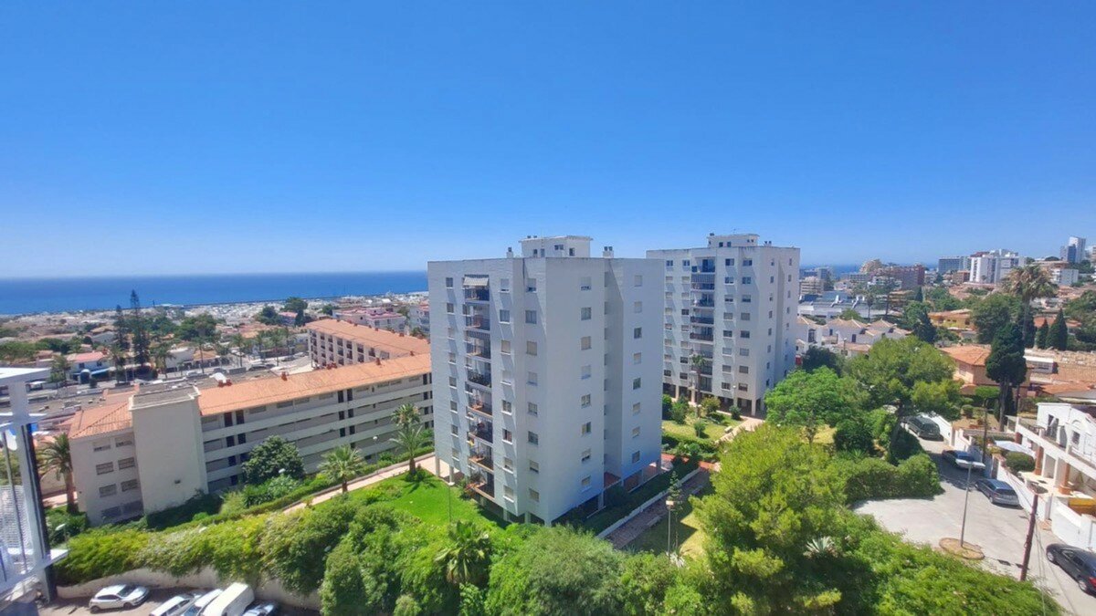 Apartment for sale in Benalmadena Apartment for sale in Benalmadena
