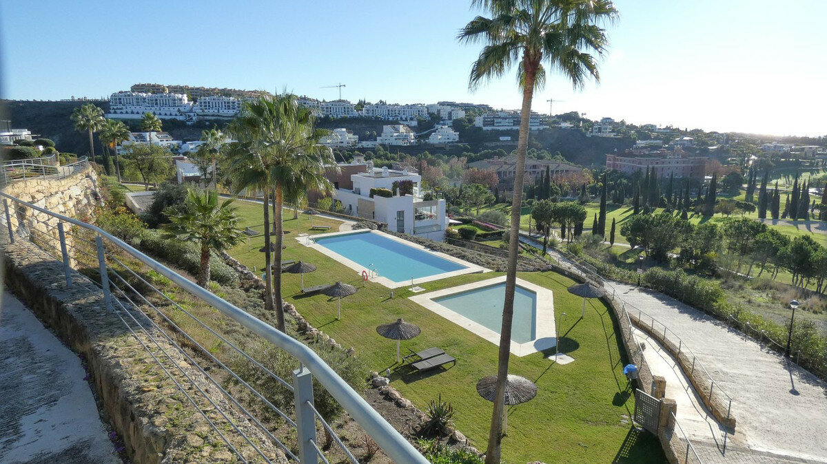 Apartment for sale in Benahavis, Los Flamingos Apartment for sale in Benahavis, Los Flamingos