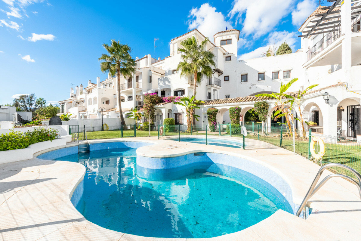 Apartment for sale in Marbella, Puerto Banus Apartment for sale in Marbella, Puerto Banus