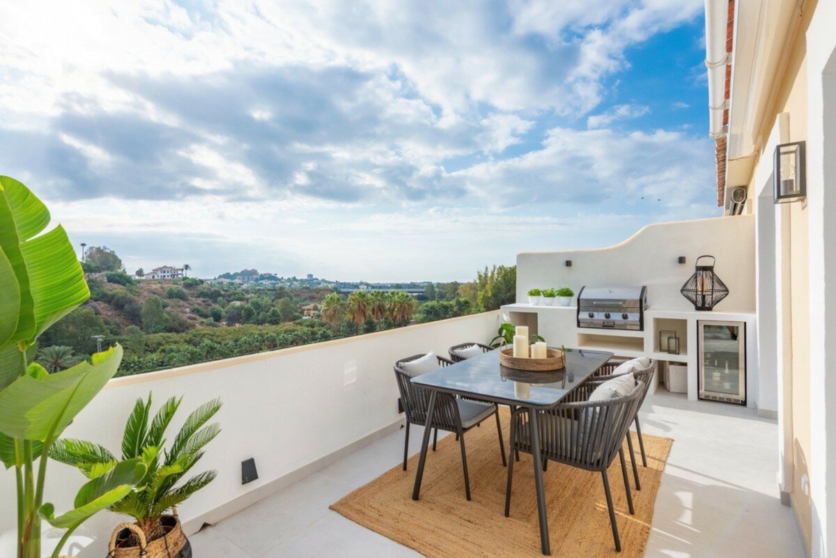 Penthouse for sale in Benahavis, La Quinta Penthouse for sale in Benahavis, La Quinta