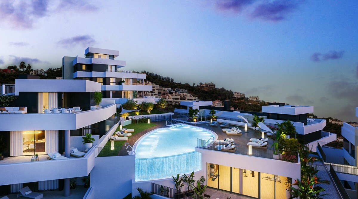 Apartment for sale in Marbella, Altos de los Monteros Apartment for sale in Marbella, Altos de los Monteros