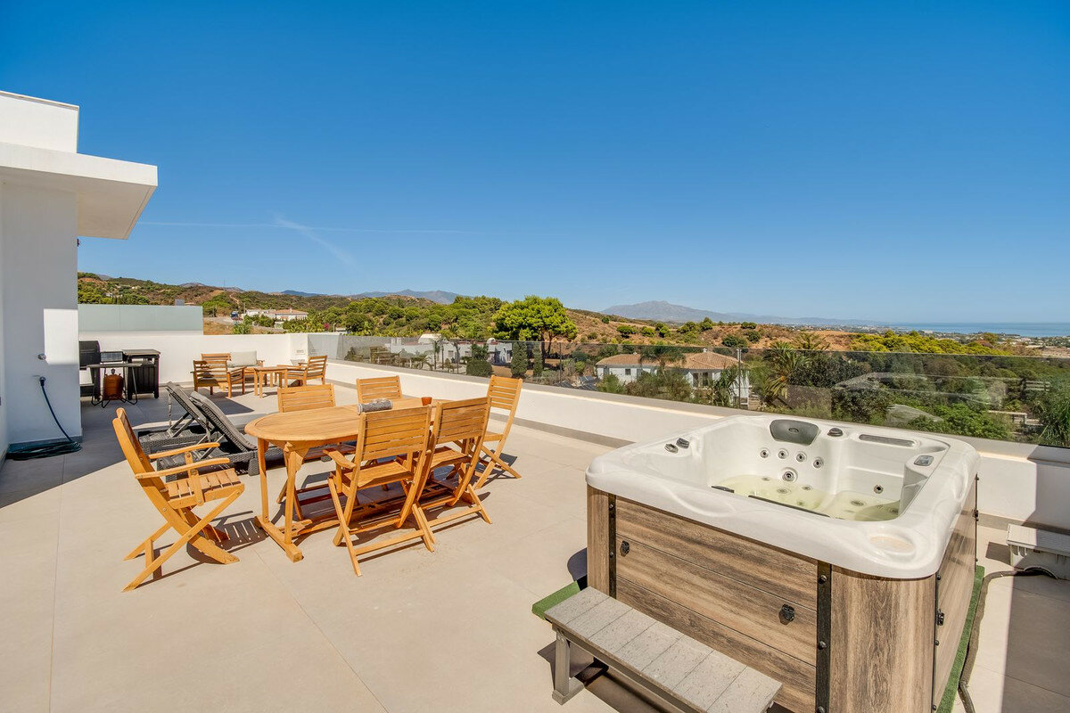 Penthouse for sale in Estepona Penthouse for sale in Estepona