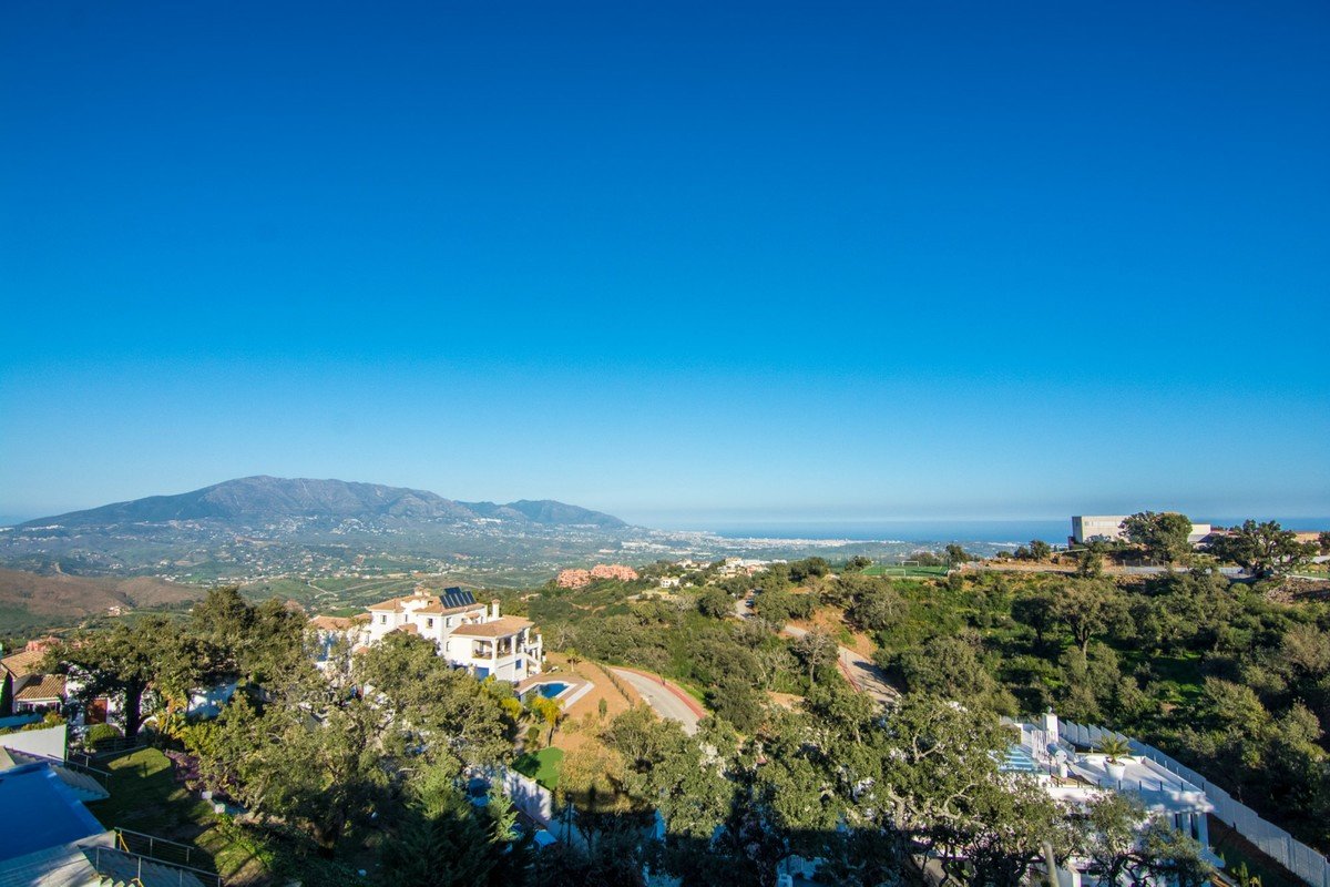 Villa for sale in Marbella, La Mairena Villa for sale in Marbella, La Mairena