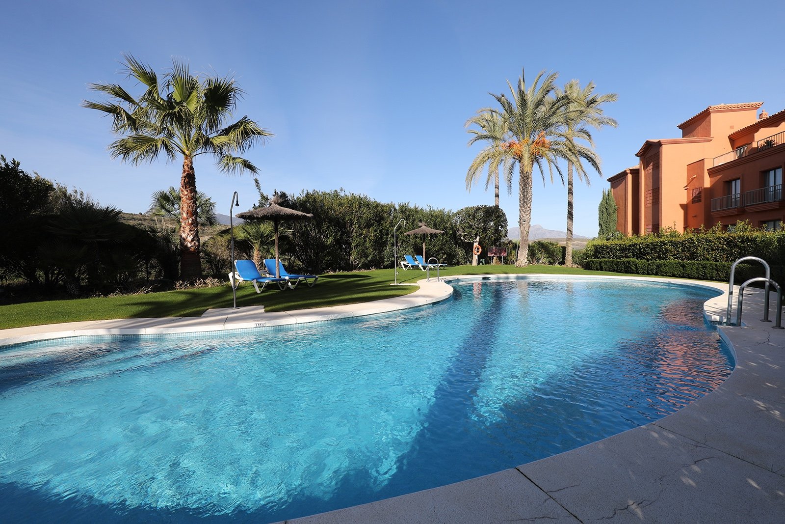 Apartment for sale in Benahavis, Los Flamingos Golf Apartment for sale in Benahavis, Los Flamingos Golf