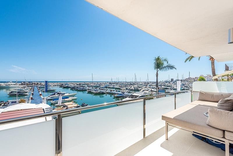 Apartment for sale in Marbella, Puerto Banus Apartment for sale in Marbella, Puerto Banus