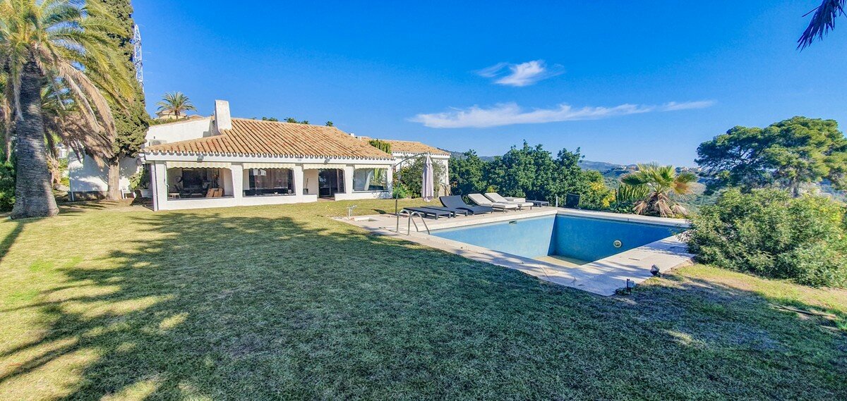 Villa for sale in Marbella, El Rosario Villa for sale in Marbella, El Rosario