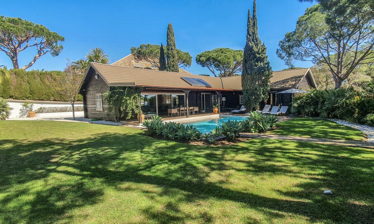 Villa for sale in Marbella, Elviria Villa for sale in Marbella, Elviria