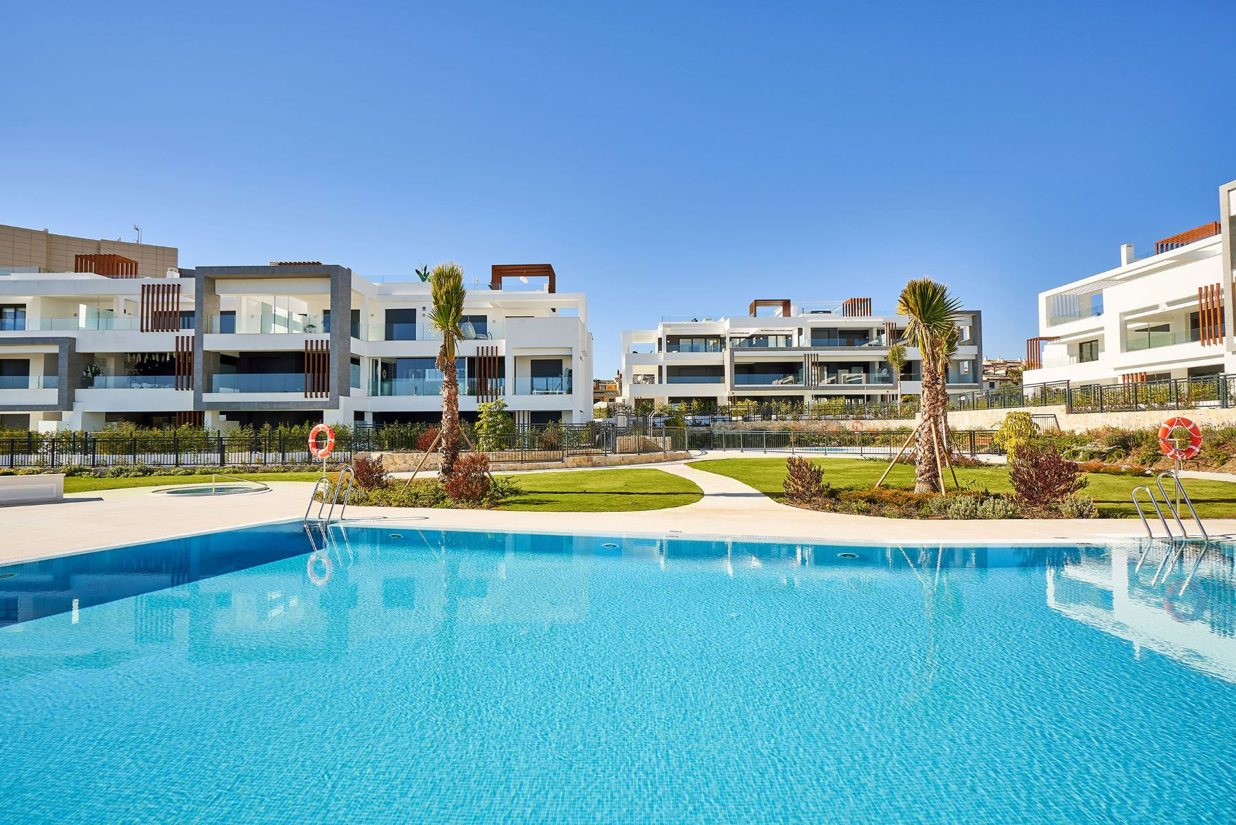 Apartment for sale in Estepona, New Golden Mile Apartment for sale in Estepona, New Golden Mile