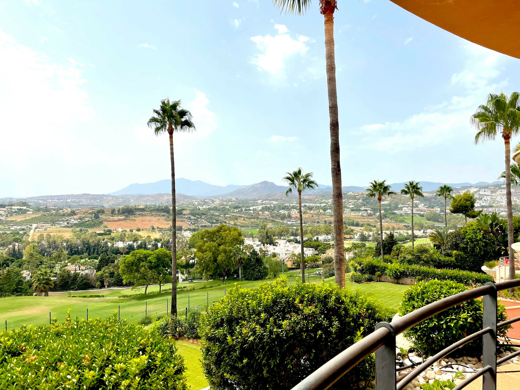 Apartment for sale in Marbella, Magna Marbella Apartment for sale in Marbella, Magna Marbella