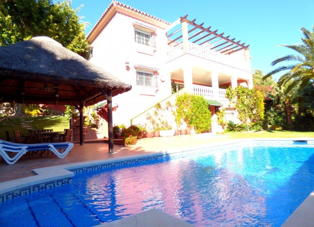 Villa for sale in Marbella, El Rosario Villa for sale in Marbella, El Rosario