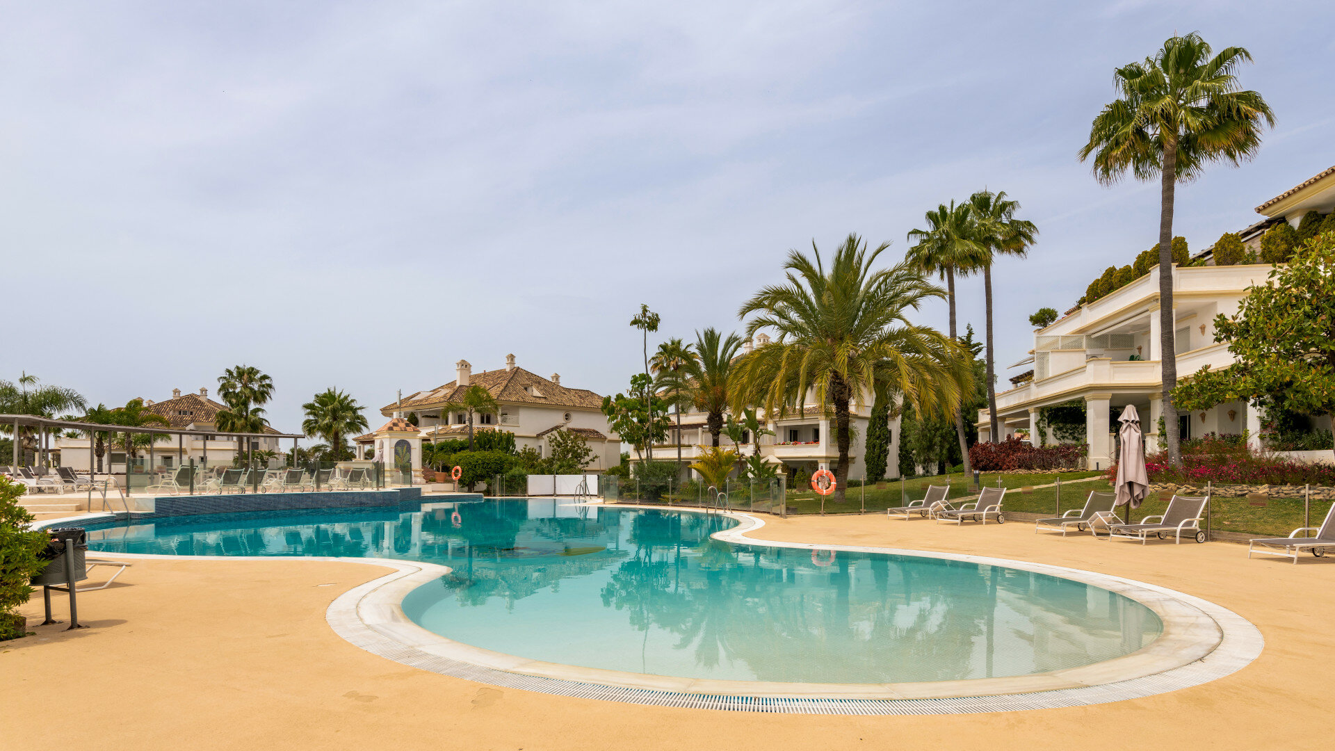 Apartment for sale in Marbella, Monte Paraiso Apartment for sale in Marbella, Monte Paraiso