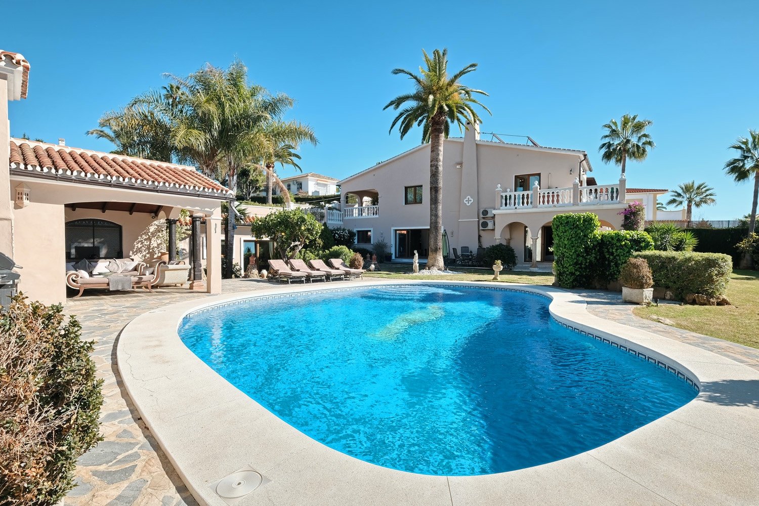 Villa for sale in Marbella, Cumbres de Elviria Villa for sale in Marbella, Cumbres de Elviria
