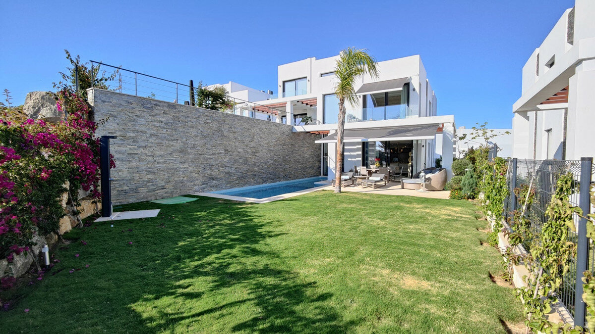 Villa for sale in Mijas, Calahonda Villa for sale in Mijas, Calahonda