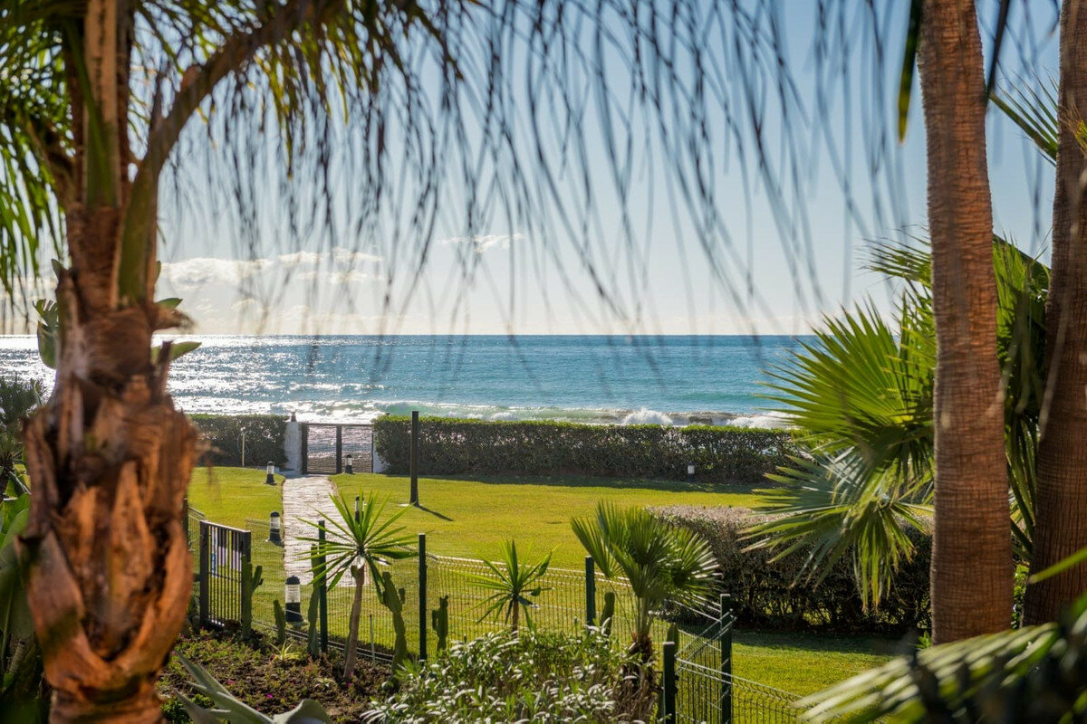 Apartment for sale in Marbella, Los Monteros Apartment for sale in Marbella, Los Monteros