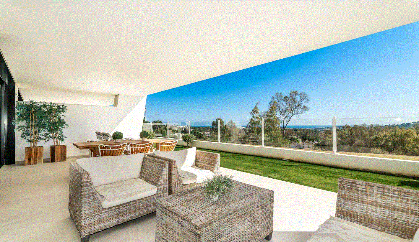 Apartment for sale in Marbella, Nueva Andalucia Apartment for sale in Marbella, Nueva Andalucia