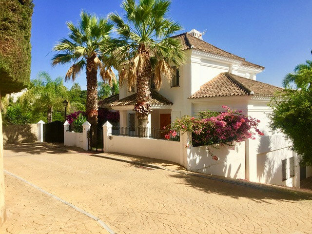 Villa for sale in Marbella, Elviria Villa for sale in Marbella, Elviria