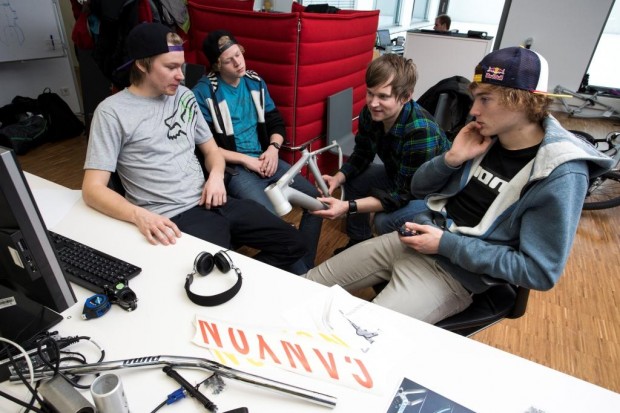 Canyon/Rasoulution<br /> Team Dirt<br /> Copyright: Markus Greber