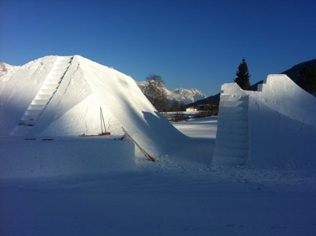 course_building_White Style_1