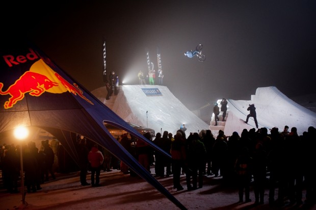 White_Style_2013_Adrian_Tell_shot_byBartekWolinski