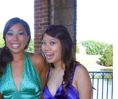 14-People-That-Look-EXACTLY-The-Same-In-Every-Photo-1