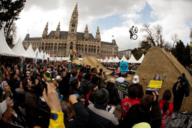 VAK2012_AntonThelander_byAleDiLullo_lowres